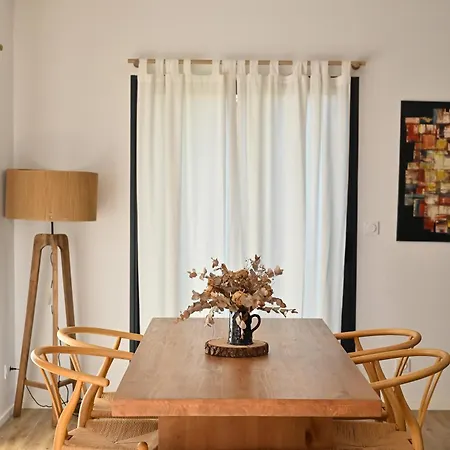 Modern And Bright Vacation *