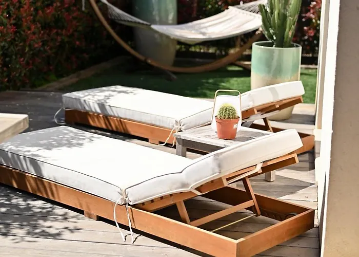 Modern And Bright Vacation *